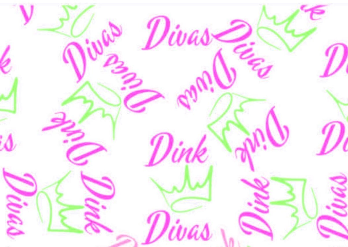 a pattern of pink and green text